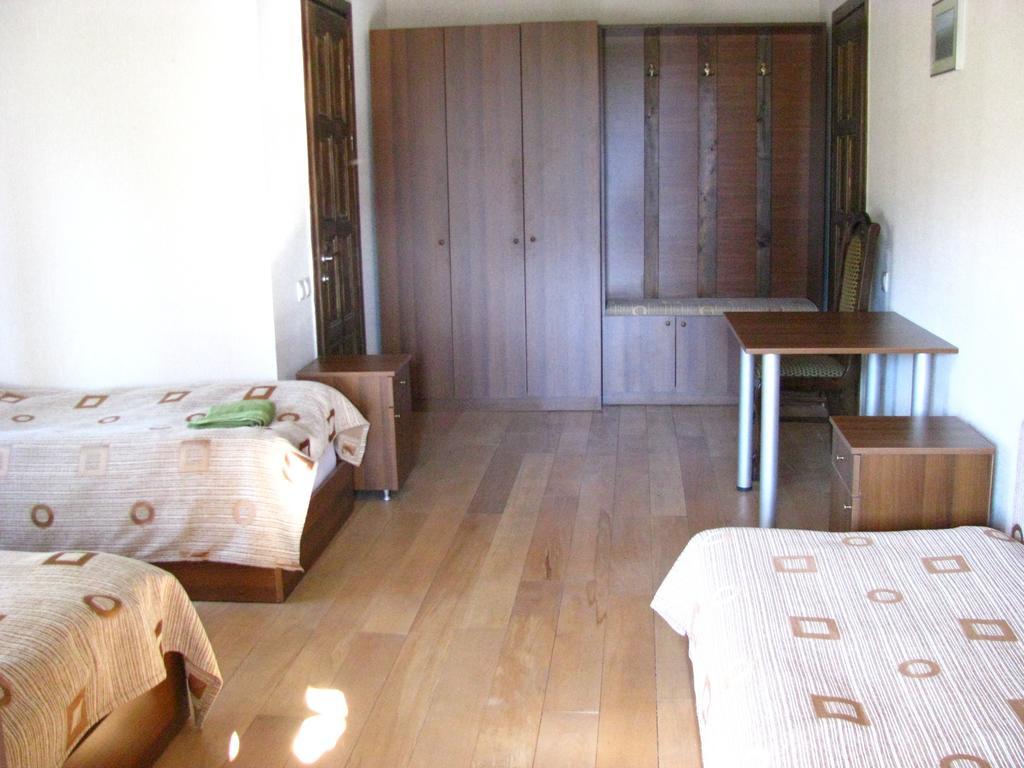 אומלו Guest House Shina חדר תמונה